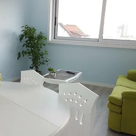 Db D Charming Townhouse Apartment *